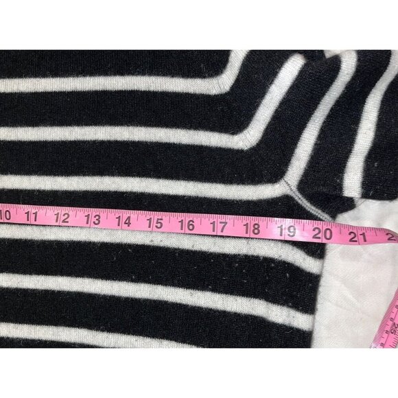 Charter Club 100% Cashmere Black/White Striped Shoulder Button Turtleneck Sweate - Picture 5 of 9